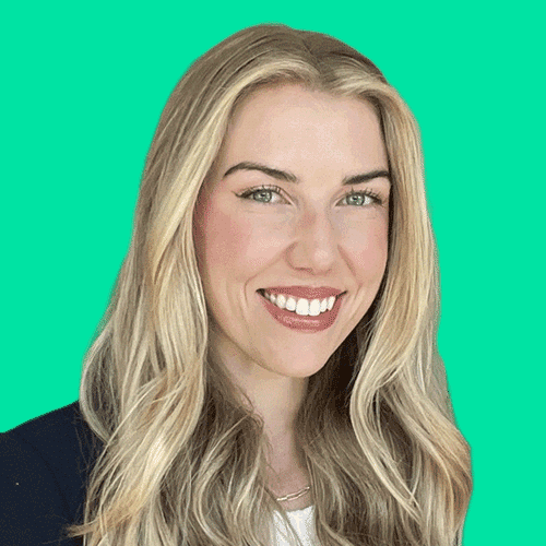 Adrienne Komogorov headshot