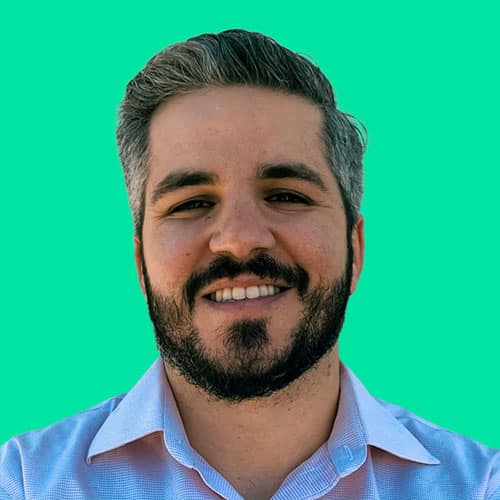 Alexander Diaz headshot